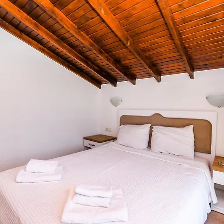 Kisla Koerfez Villa *